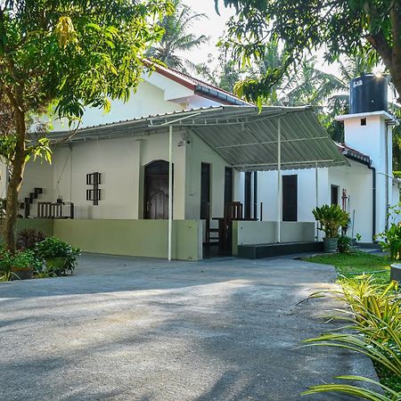 Coconut Villa Arugam Bay Exterior photo
